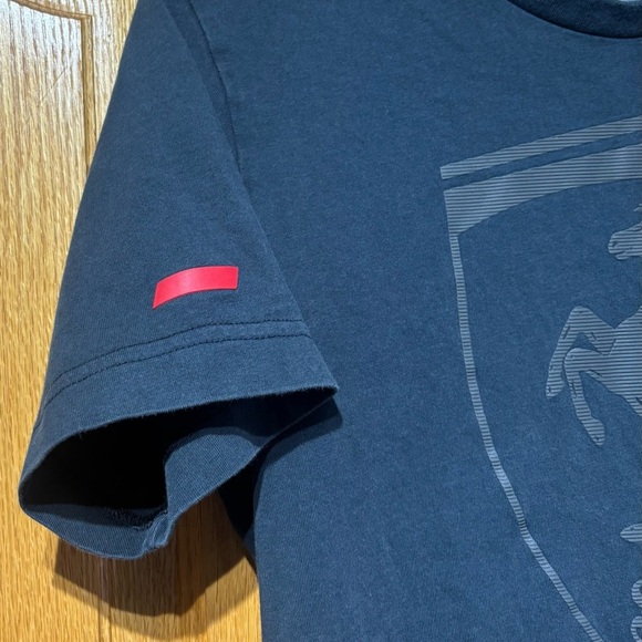 Puma Ferrari Men's Formula 1 Black T-Shirt Size Small - Picture 2 of 8
